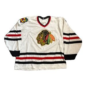 Vintage Chicago Blackhawks Men's Jersey Large White NHL Hockey CCM Maska